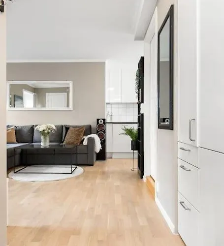 Lägenhet Ovre Langgate 25 *