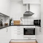 Ovre Langgate 25 *