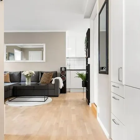 Lägenhet Ovre Langgate 25 *