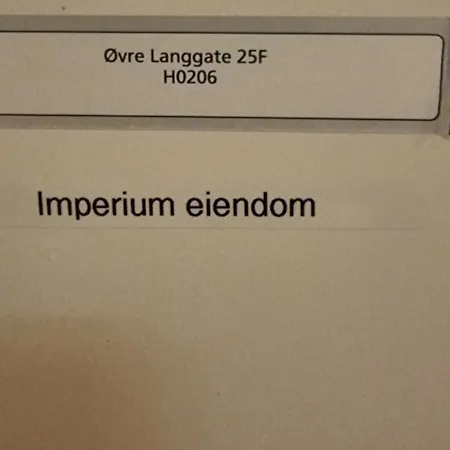 Ovre Langgate 25 *